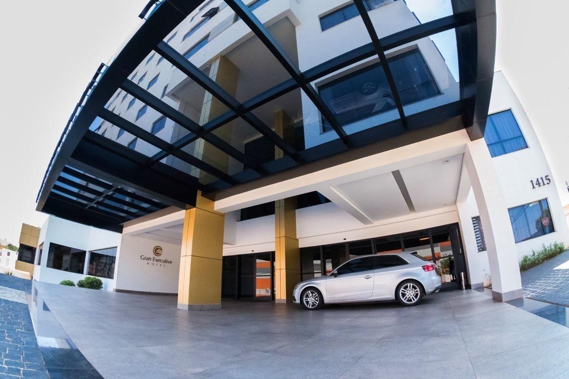 Gran Executive Hotel Uberlândia Eksteriør billede